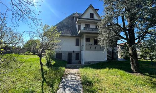 VILLA INDIPENDENTE 
